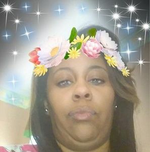 Meet your Posher, Latisha